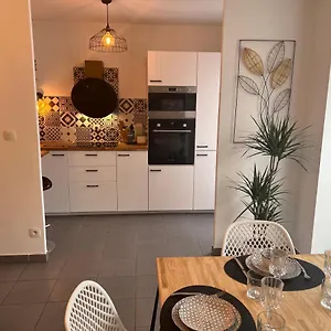 Snug & Cosy Proche Gare Partdieu, Acces Facile Aeroport Et Eurexpo Appartement Villeurbanne